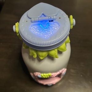 WowWee Got2Glow Fairy Finder Electronic Fairy Jar Catcher